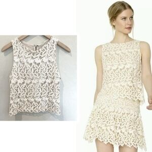 Alice & Olivia Amal Boatneck boxy cropped cream lace top sz L